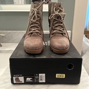 Sorel ankle boots Joan uptown color Khaki like New 8 1/2